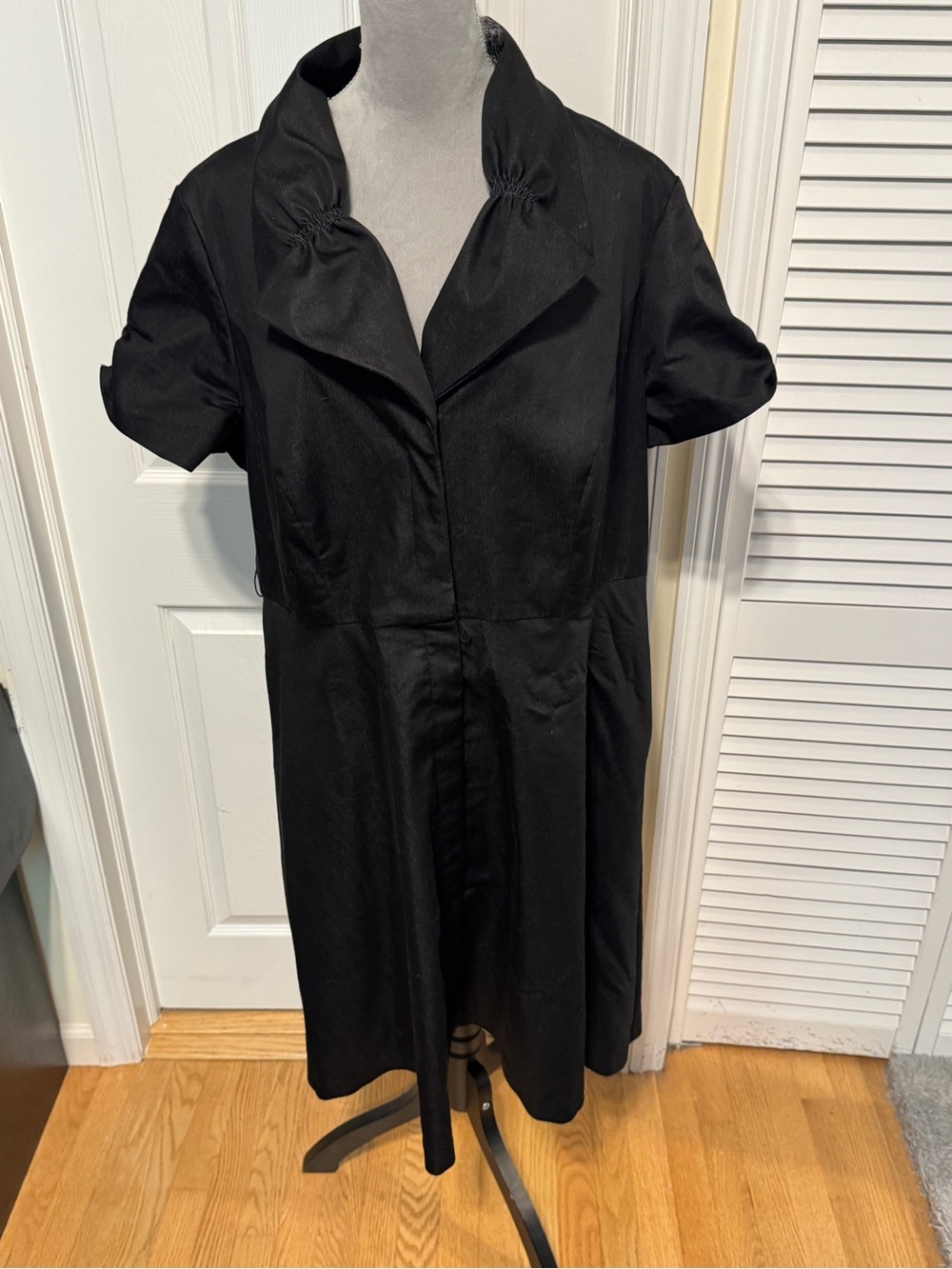 Donna Rocco NY Black Midi Dress with Leopard Lining 18W